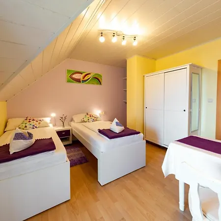 Haus Gschweitl Apartment Semriach