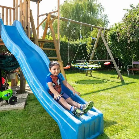 アパート Haus Gschweitl