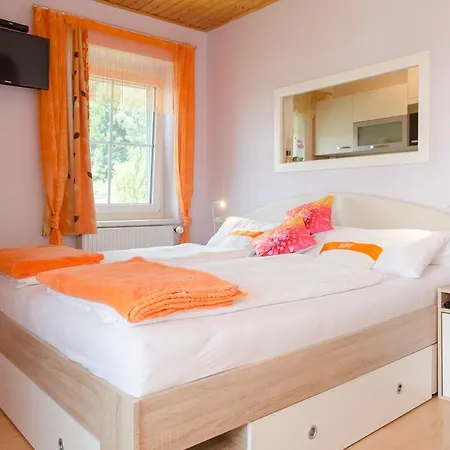 Apartment Haus Gschweitl *